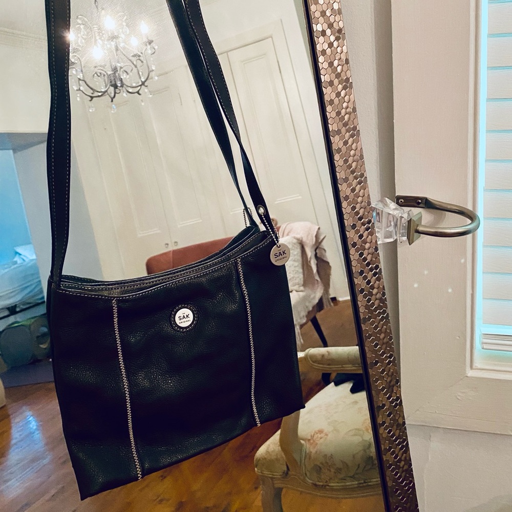 NWOT  “The SaK” dark brown leather purse